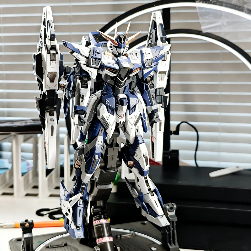 1/100 TC-02 Star Eternal Emera - огляд і ціна Model Kit Zero