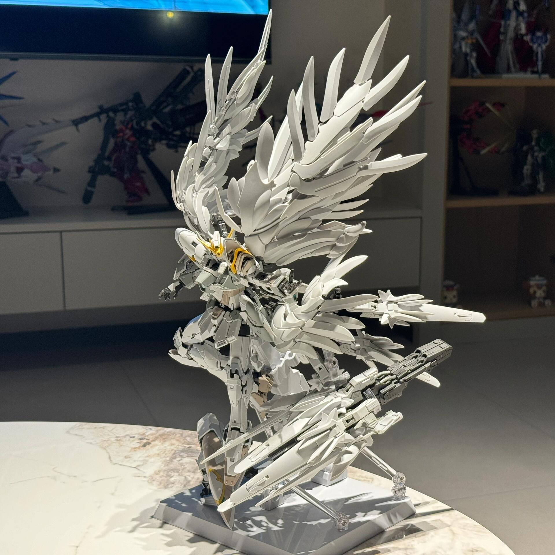 In Stock Daban 8827 Wing Zero  - огляд і ціна Model Kit In Era