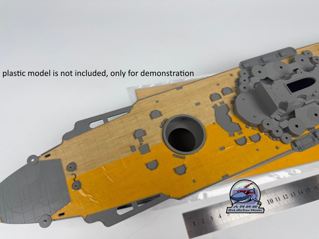 1/350 Scale Wooden Deck Maskin - огляд і ціна Model Kit Battleship