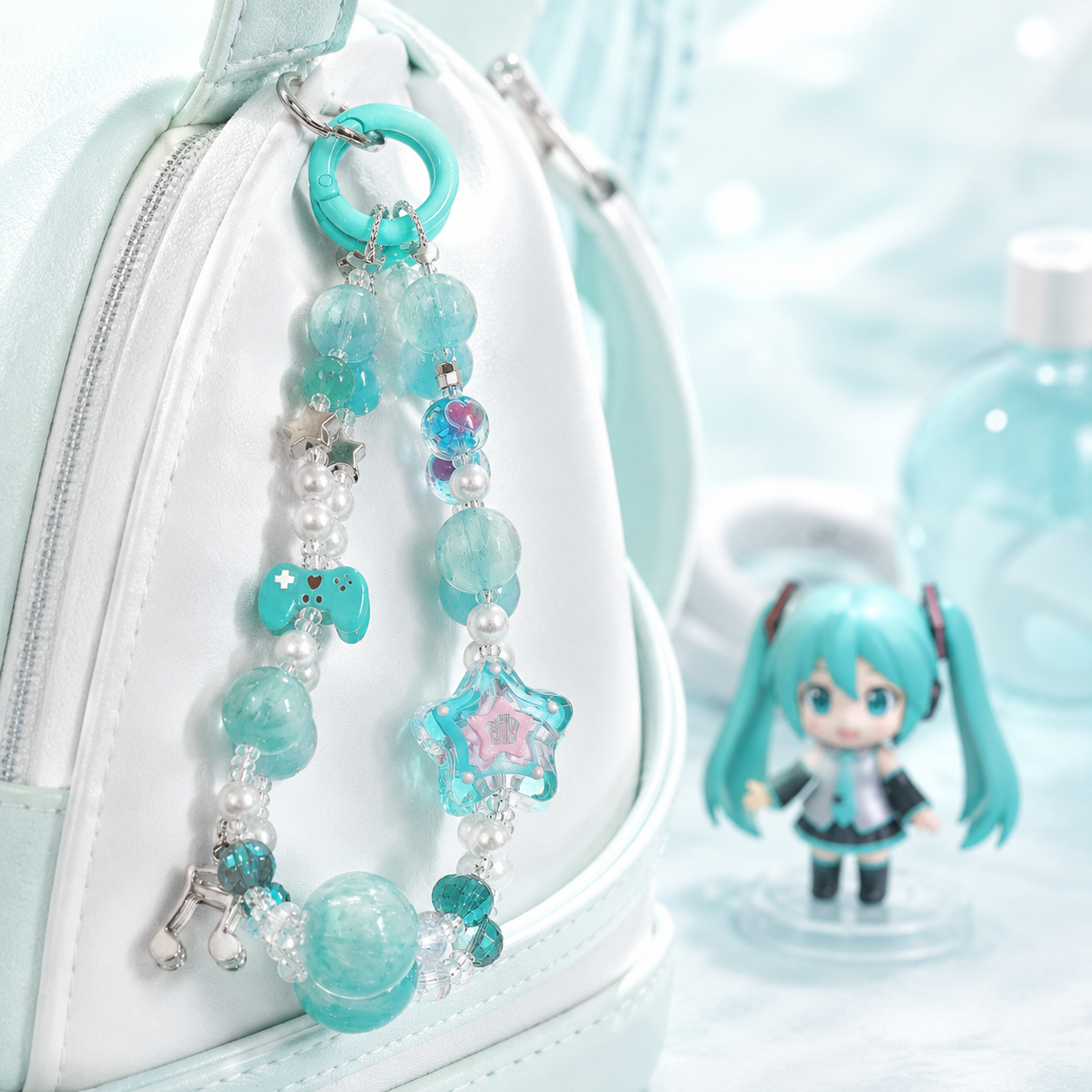 Hatsune Miku Phone Charm Cute  - огляд і ціна Model Kit Mobil