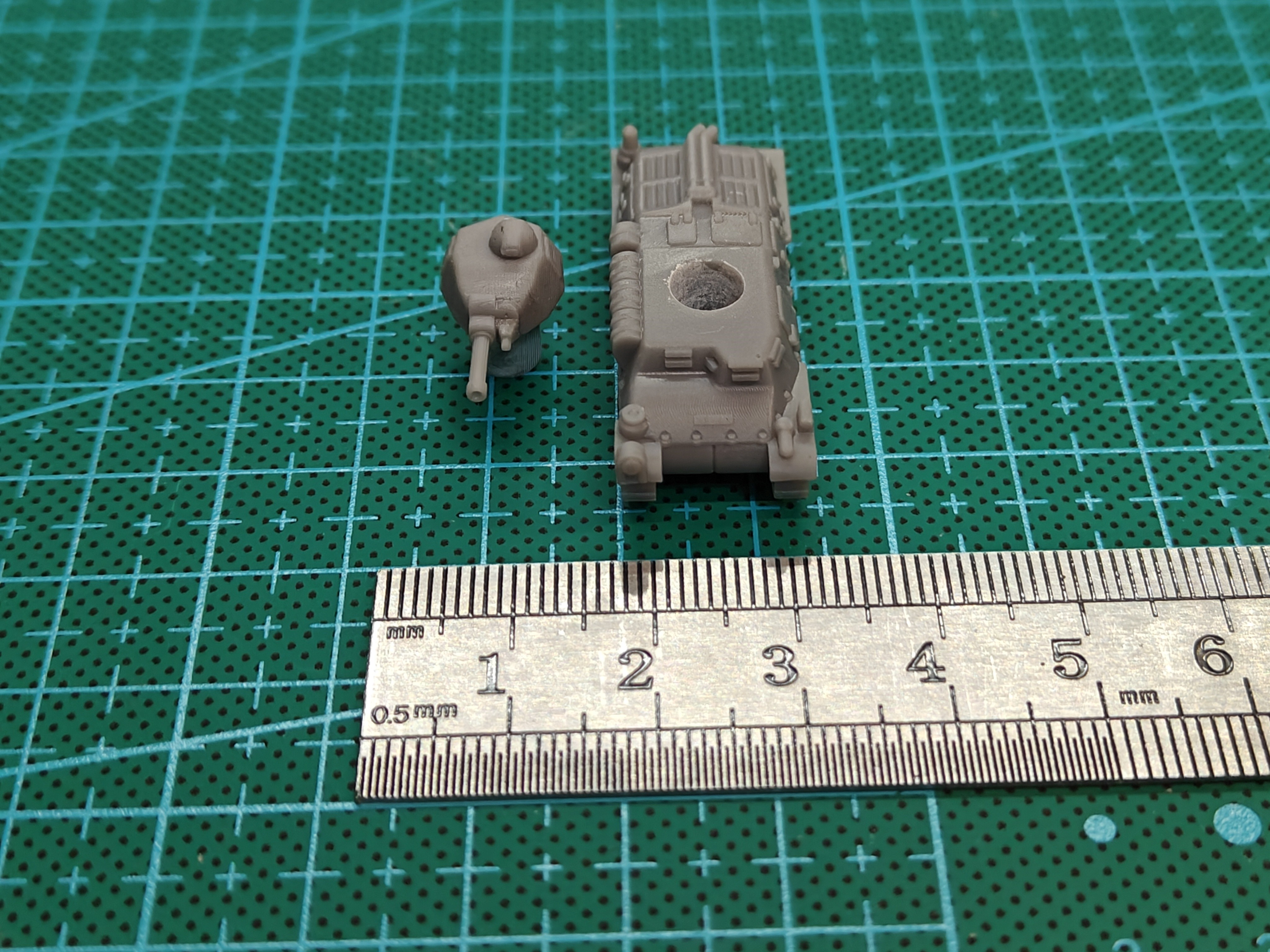 1/144 Scale Somua s35 Tank  MO - огляд і ціна Model Kit Battleship