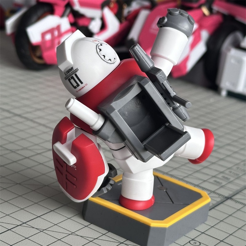 New In Stock Fat Guy Model Fat - огляд і ціна Model Kit Database