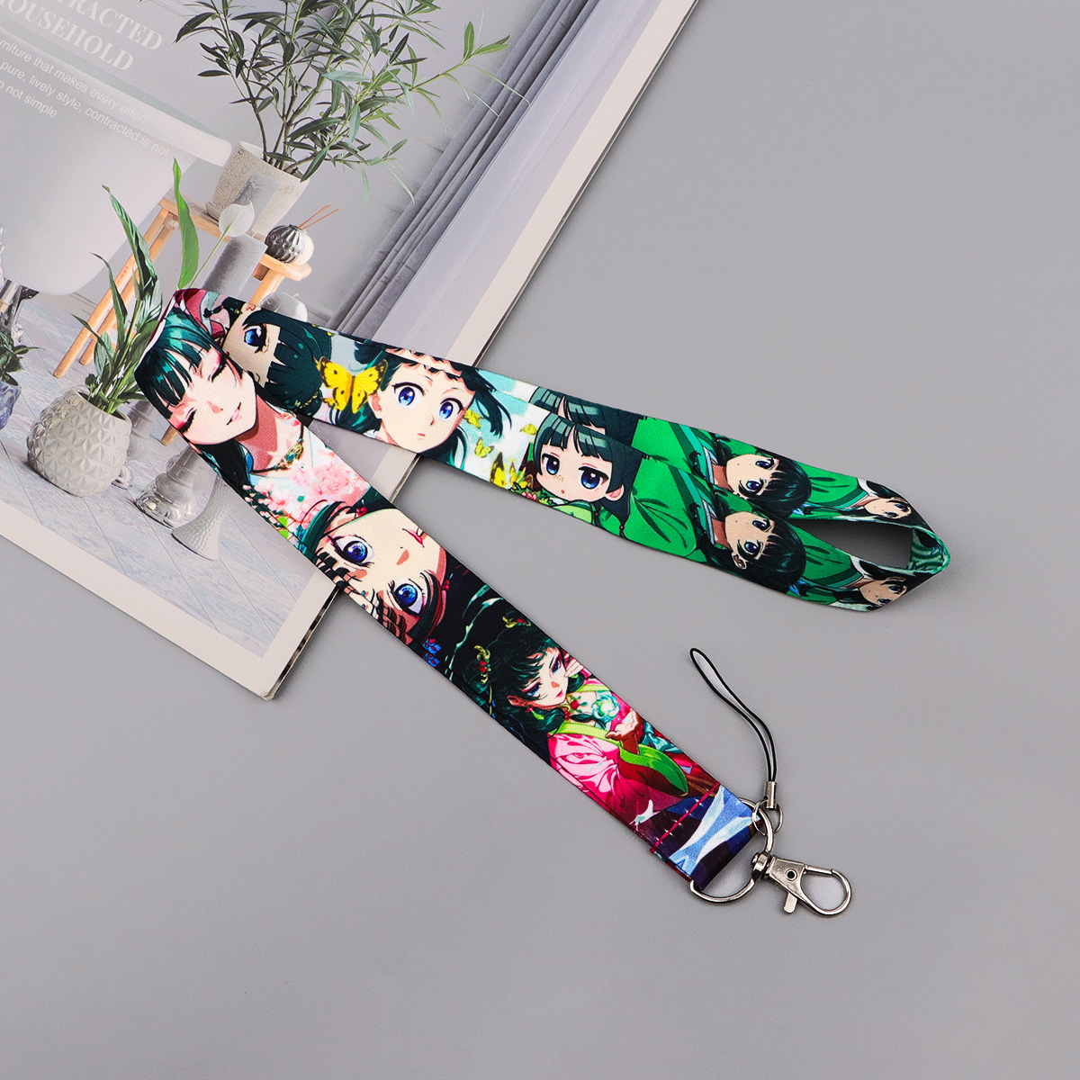 Cute Anime Girl Lanyard Neck S - огляд і ціна Model Kit Mobil