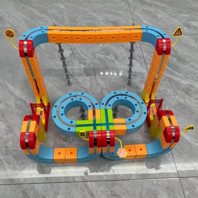 3D Magnetic Track Car Boy High - огляд і ціна Model Kit Train